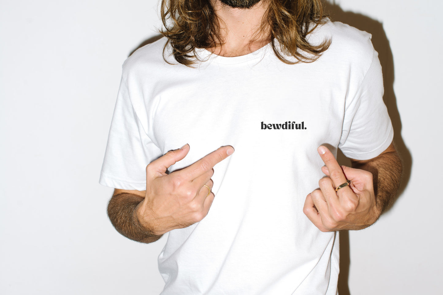 BEWDIFUL™ MINIMALIST TEE - Relaxed Fit Unisex (Natural White)